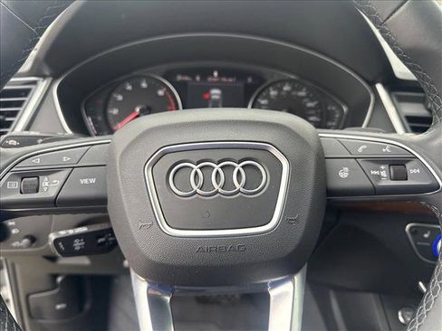 Used 2023 Audi Q5 2.0T Premium w/ Convenience Package image 12