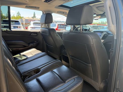 Used 2019 GMC Yukon XL SLT w/ Open Road Package AWD/4WD image 22