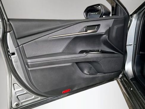 Used 2025 Toyota Camry SE w/ Multimedia Upgrade Package FWD image 17