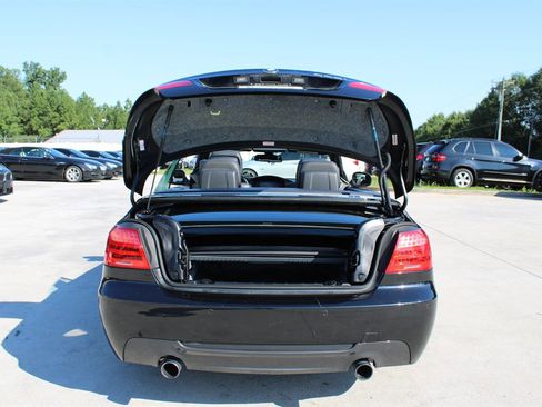Used 2013 BMW 335i Convertible image 31