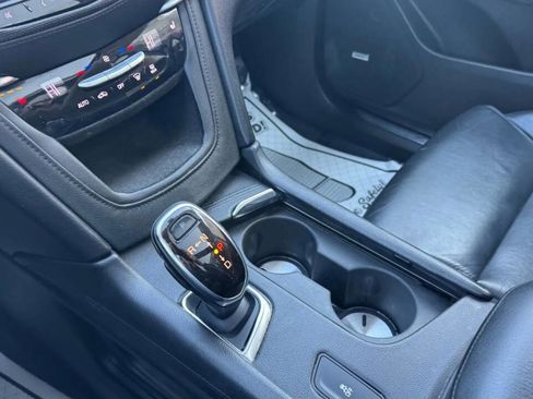 Used 2017 Cadillac XT5 Luxury image 30