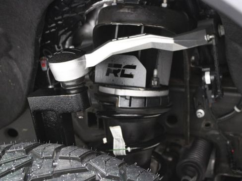 Used 2025 GMC Sierra 1500 Denali Ultimate AWD/4WD image 8