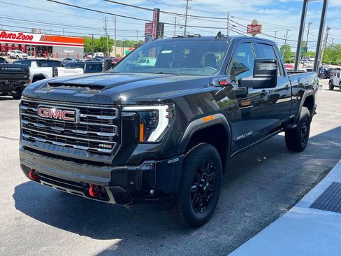 New 2026 GMC Sierra 2500 AT4 w/ Technology Package image 7
