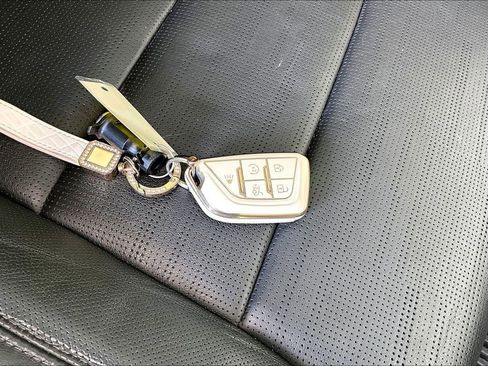 Used 2022 Cadillac Escalade Sport w/ Touring Package image 13