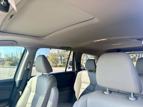 Used 2022 Honda Pilot Special Edition image 26