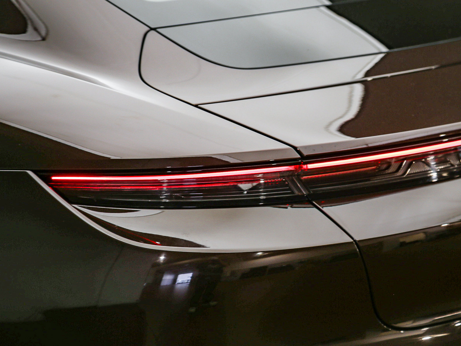 Certified 2021 Porsche Taycan Turbo AWD/4WD image 15