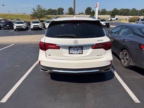 Used 2018 Acura MDX SH-AWD w/ Advance Package image 5