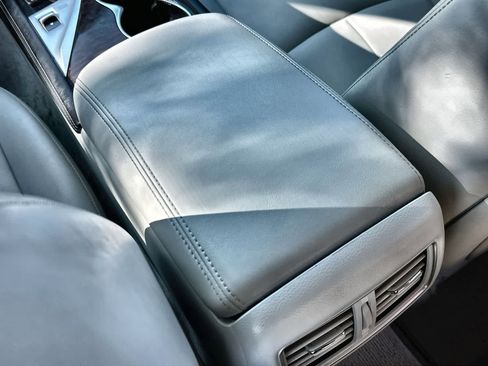 Used 2018 INFINITI Q50 Luxe w/ Essential Package (3.0T Luxe) image 16