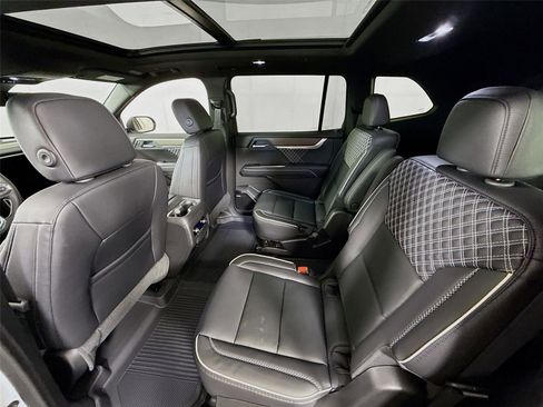New 2026 GMC Acadia Denali AWD/4WD image 20