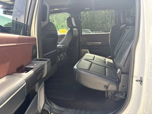 Used 2022 Ford F150 Lariat w/ Equipment Group 502A High AWD/4WD image 14