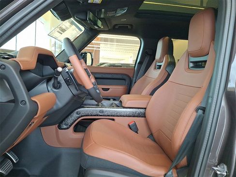 New 2026 Land Rover Defender 110 image 9