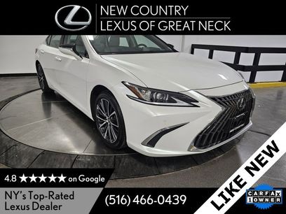 Used 2025 Lexus ES 350 w/ Premium Package