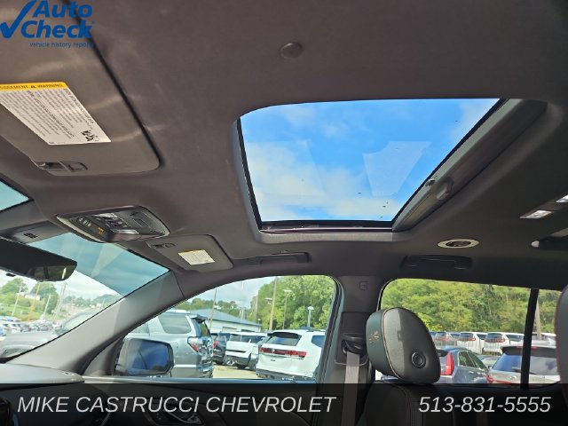 Used 2022 Chevrolet Traverse High Country w/ LPO, 'HIT The Road' Package AWD/4WD image 21