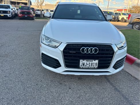Used 2018 Audi Q3 2.0T Premium w/ Convenience Package image 3