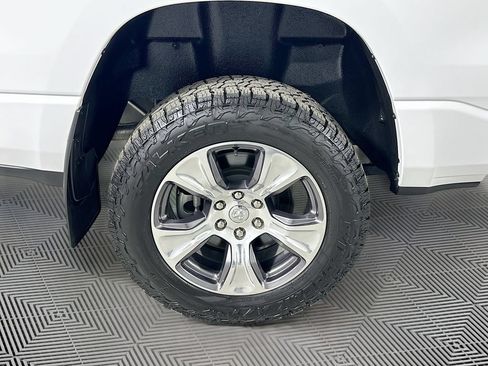 Used 2023 RAM 1500 Laramie AWD/4WD image 28
