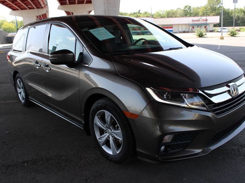 Used 2018 Honda Odyssey EX image 4