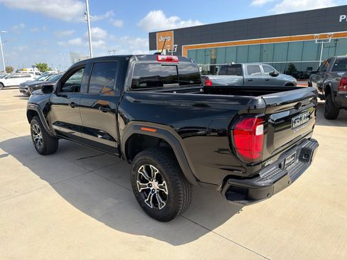 Used 2024 GMC Canyon AT4 w/ AT4 Premium Package AWD/4WD image 3