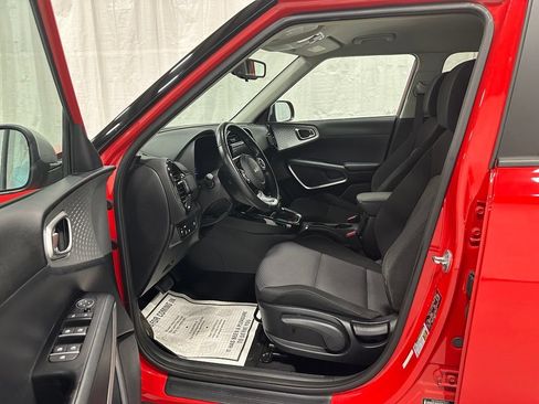 Used 2022 Kia Soul X-Line FWD image 10