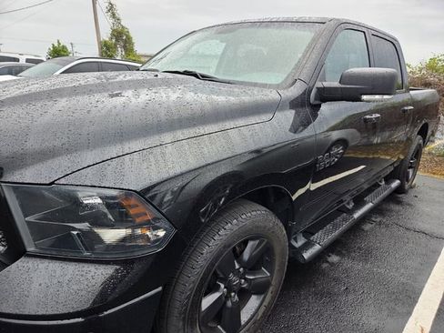 Used 2018 RAM 1500 Big Horn RWD image 10
