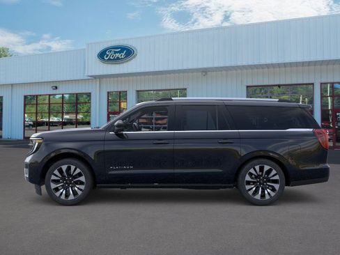 New 2025 Ford Expedition Max Platinum w/ Driver's Package image 3