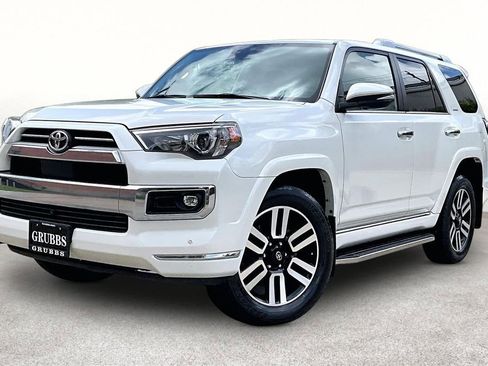 Used 2022 Toyota 4Runner Limited AWD/4WD image 11