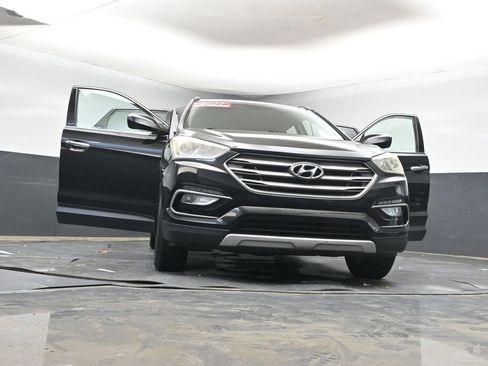 Used 2017 Hyundai Santa Fe Sport FWD image 43
