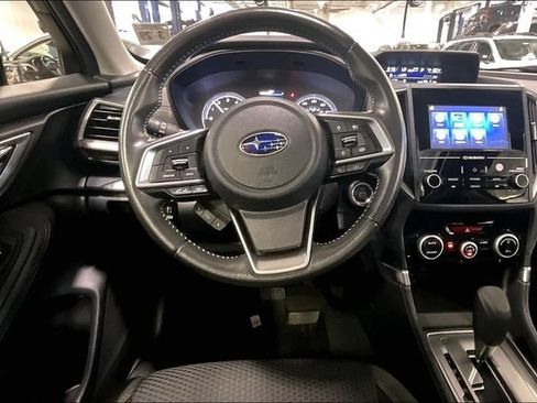 Used 2024 Subaru Forester Premium AWD/4WD image 5