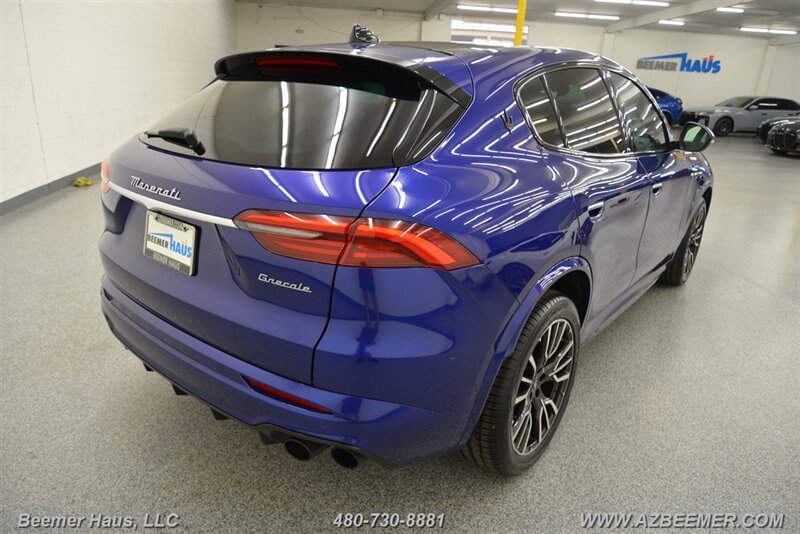 Used 2023 Maserati Grecale Modena AWD/4WD image 8