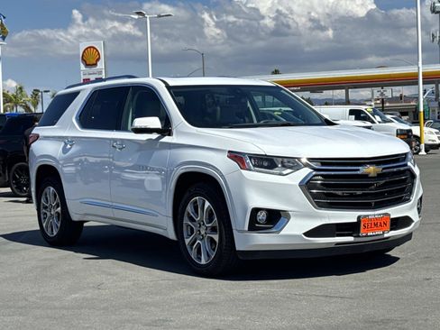 Used 2020 Chevrolet Traverse Premier image 3