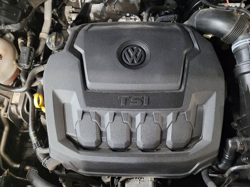 Used 2019 Volkswagen Tiguan SEL Premium R-Line image 30