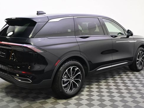 New 2026 Lincoln Nautilus Premier w/ Equipment Group 102A AWD/4WD image 7