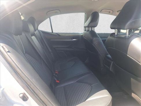 Used 2024 Toyota Camry SE FWD image 18