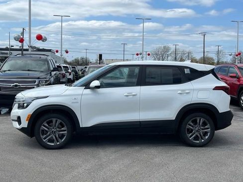 Certified 2022 Kia Seltos LX image 7