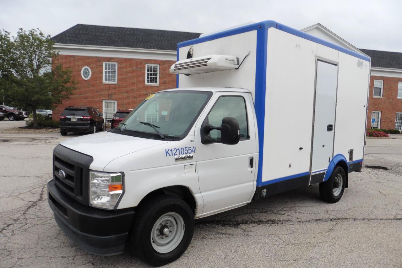 Used 2023 Ford E-350 and Econoline 350 Super Duty w/ Power Windows & Locks Group RWD image 31