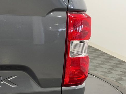 Used 2025 Ford Maverick XL FWD image 14