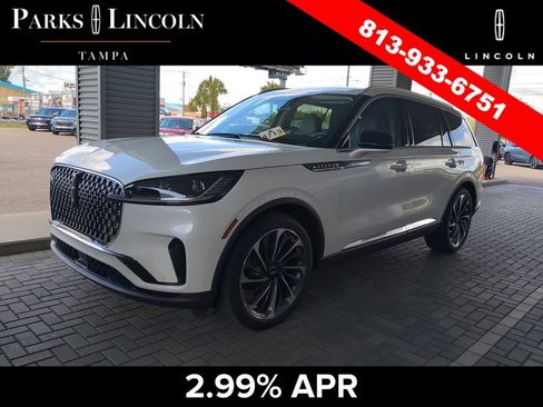 Used 2026 Lincoln Aviator Reserve w/ Luxury Package RWD image 5