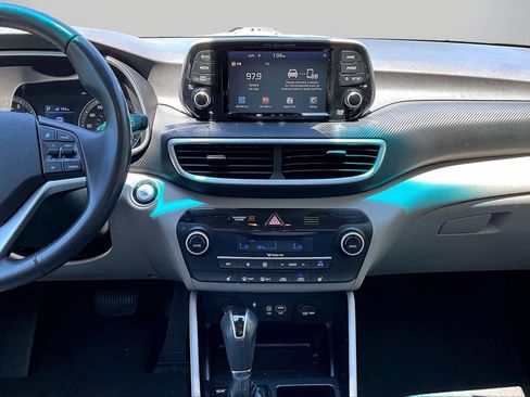 Used 2020 Hyundai Tucson Sport FWD image 12