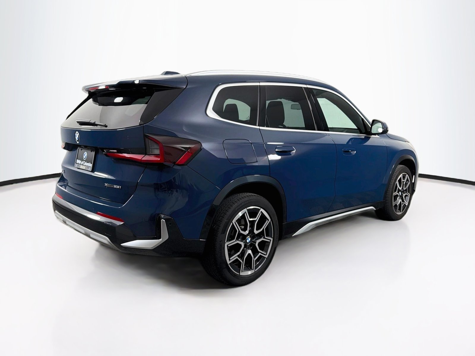 Used 2026 BMW X1 xDrive28i AWD/4WD image 7
