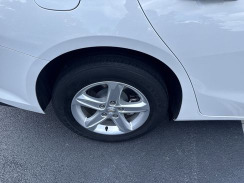 Used 2024 Chevrolet Malibu LS w/ Driver Confidence Package image 11