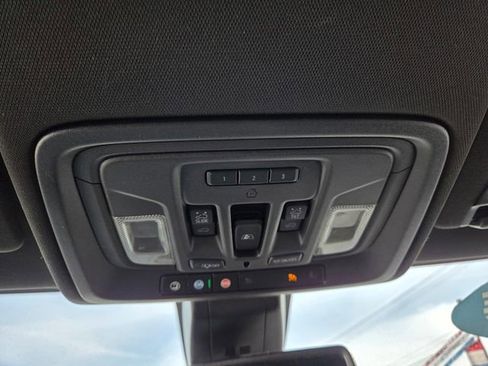 Used 2022 Chevrolet Silverado 3500 High Country w/ Safety Package II image 27