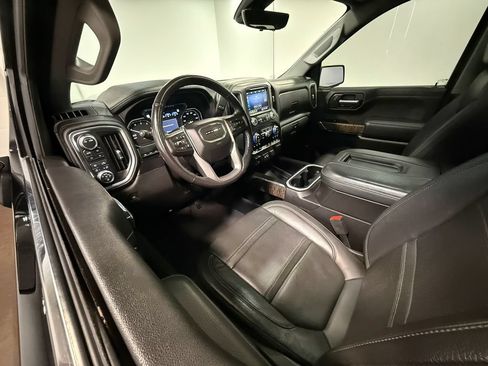 Used 2021 GMC Sierra 1500 Denali w/ Denali Ultimate Package AWD/4WD image 2
