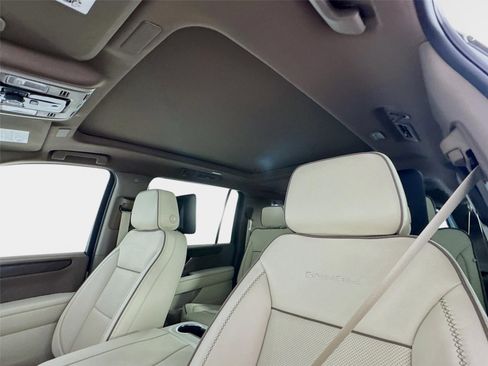 New 2026 GMC Yukon XL Denali AWD/4WD image 14