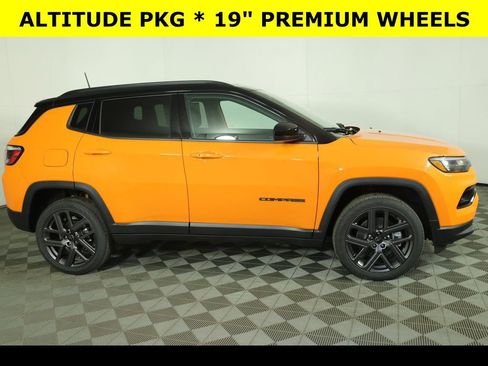 New 2026 Jeep Compass Limited w/ Sun, Sound & Navigation Group AWD/4WD image 8