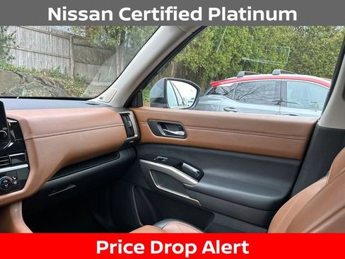 Certified 2023 Nissan Pathfinder Platinum AWD/4WD image 28