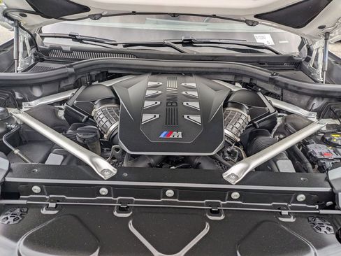 Used 2023 BMW X7 M60i w/ Executive Package AWD/4WD image 10