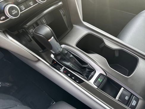 Used 2019 Honda Accord LX image 26