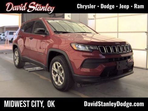 Used 2025 Jeep Compass Sport AWD/4WD image 1