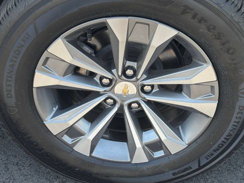 Used 2025 Chevrolet Equinox LT FWD image 29