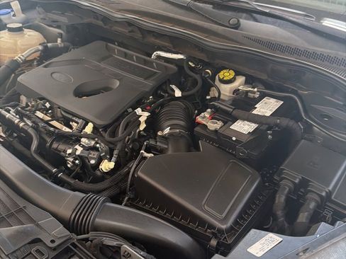 Used 2020 Ford Escape SEL image 42