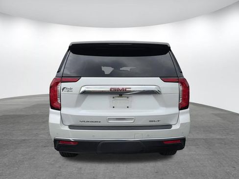 Used 2023 GMC Yukon XL SLT w/ SLT Premium Package RWD image 5